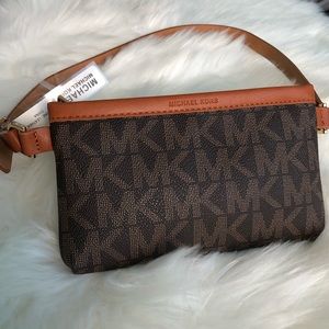 Michael Kors Belt Bag Sig Log Fanny Pack SM Size
